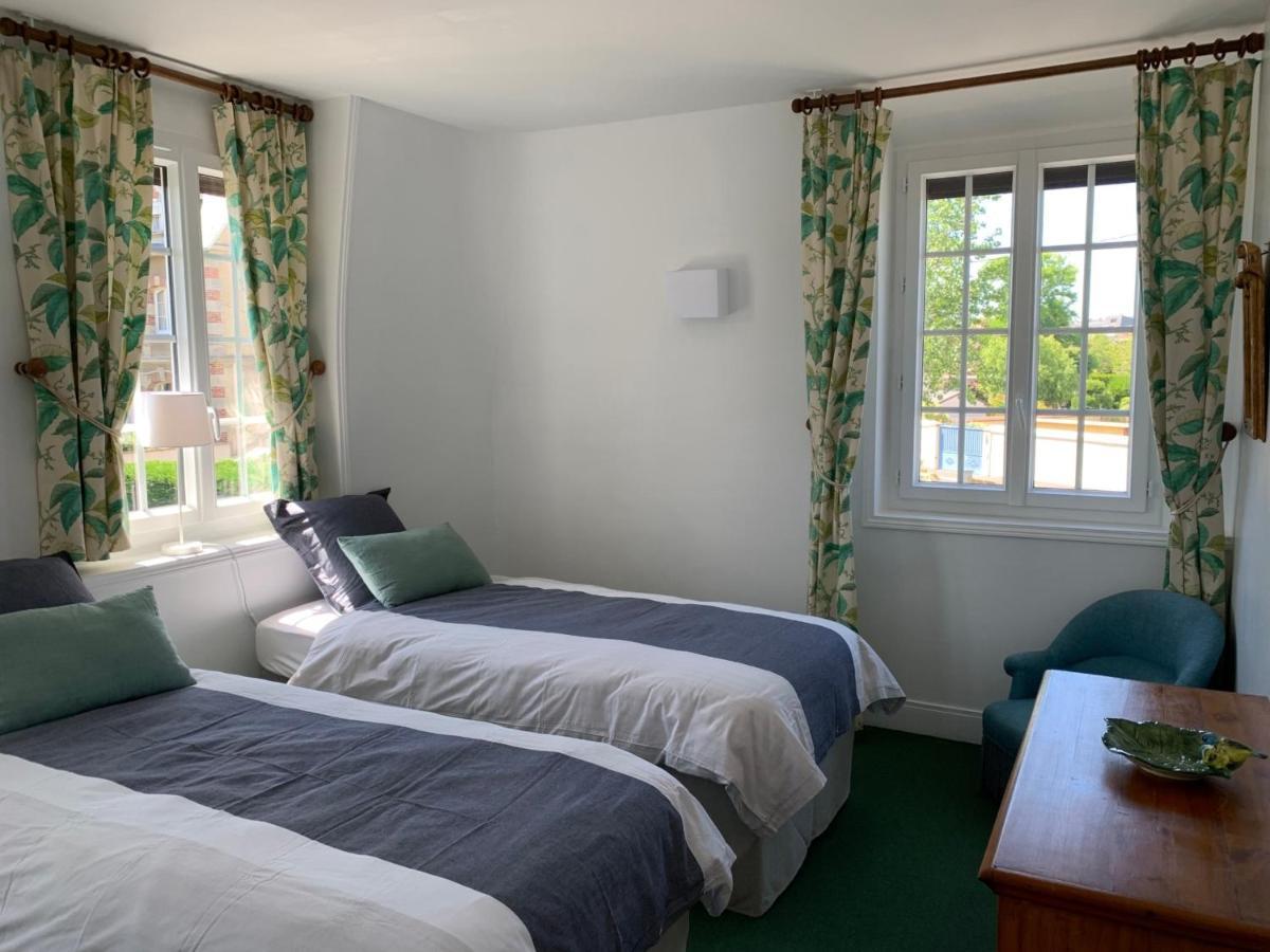 Villa Avec Jardin A Cabourg, Proche Plage Et Centre - Fr-1-487-324 Buitenkant foto